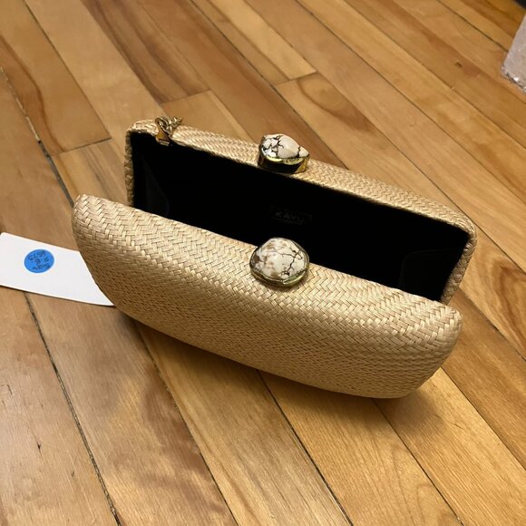 Kayu Jen clutch with gold strap - Picture 7 of 13